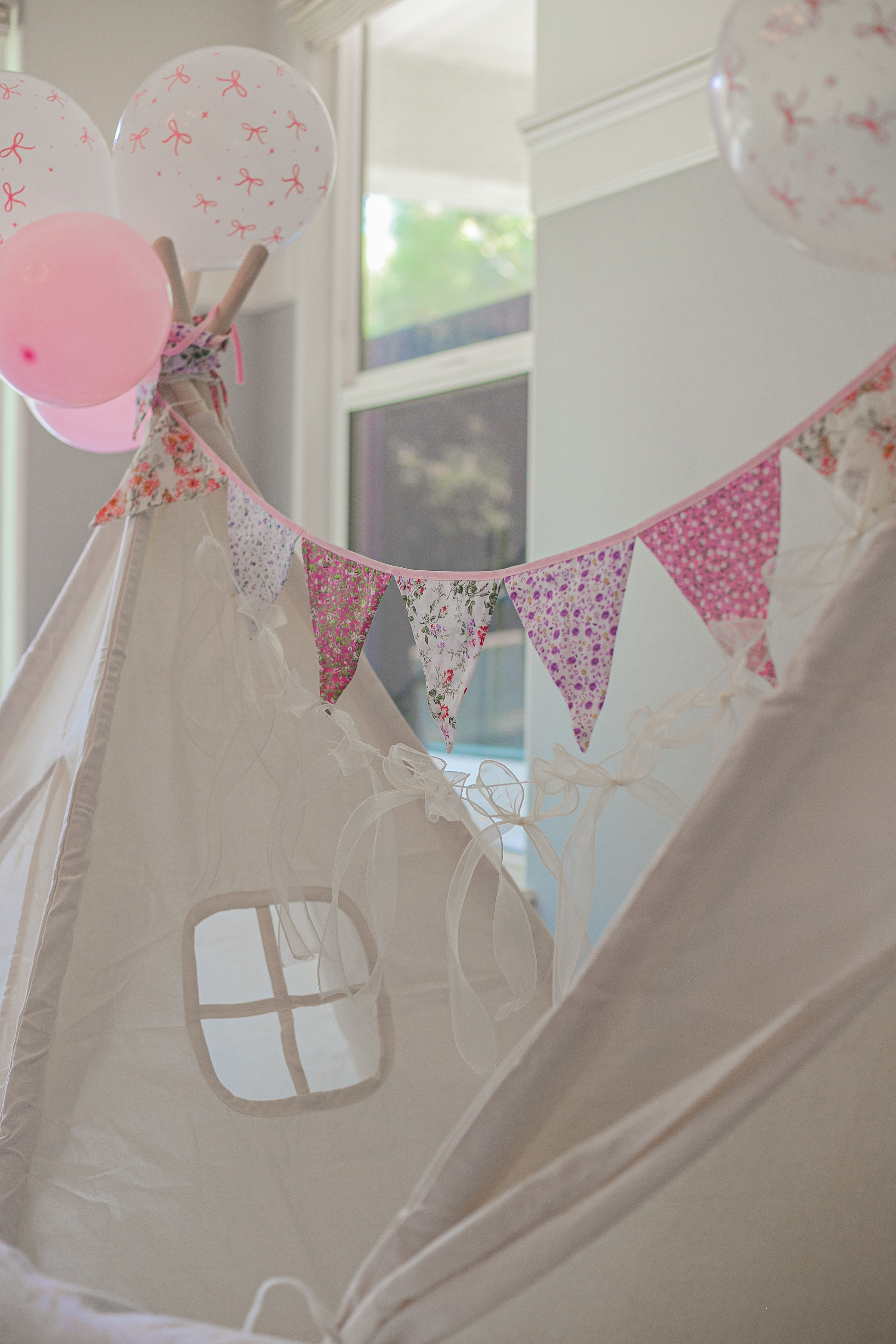 Pretty in Pink sleepover detail