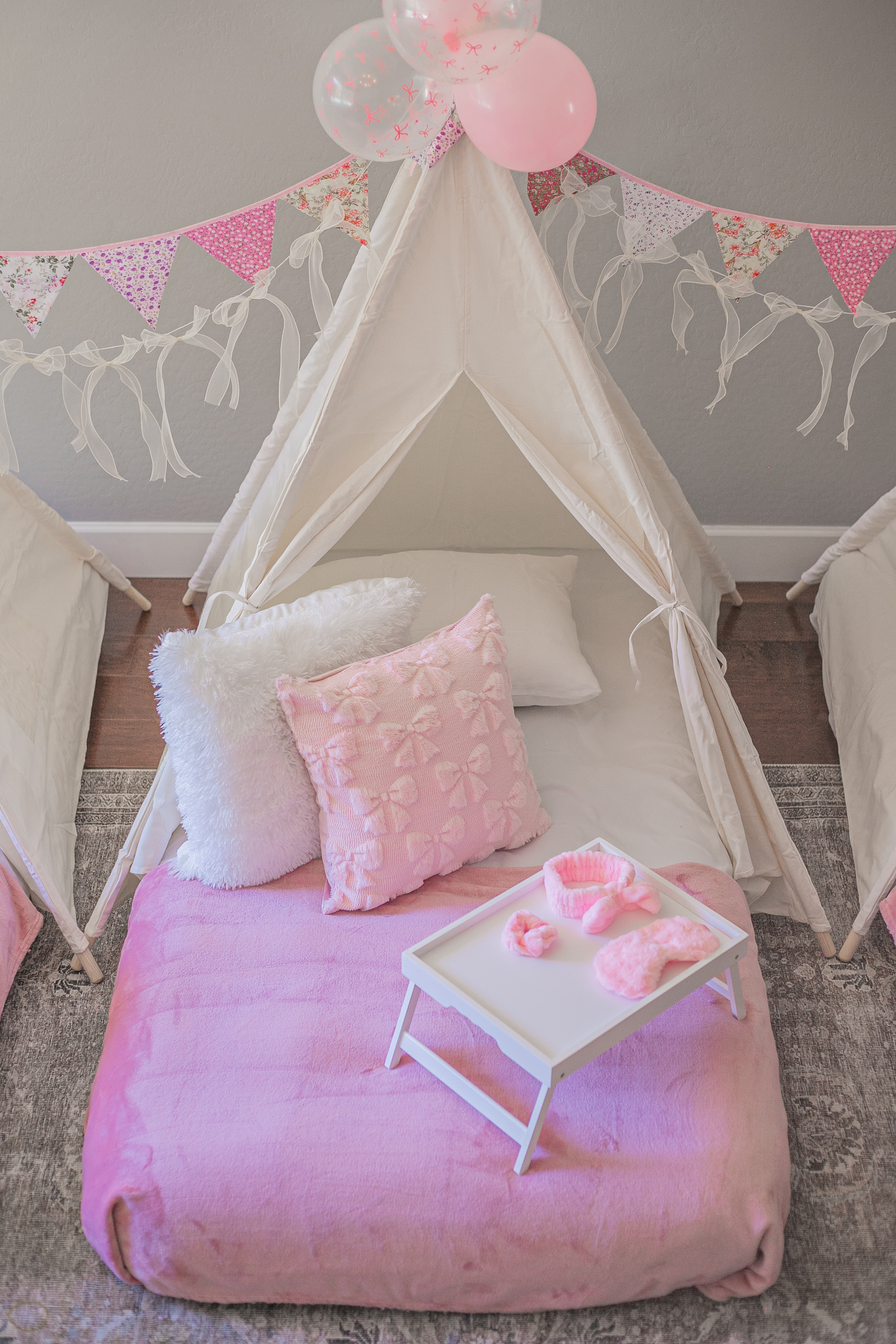 Pretty in Pink sleepover detail