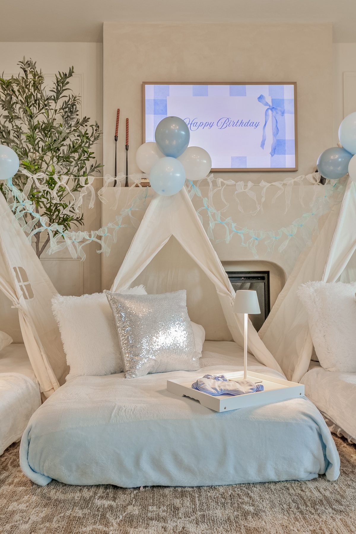 Bliss in Blue sleepover detail